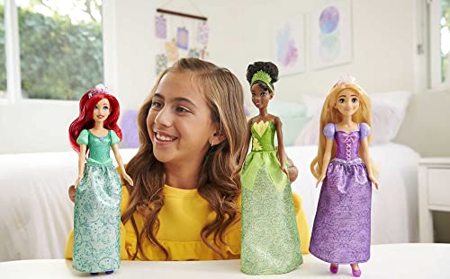 Mattel Disney Princess Fashion Doll Gift Set with 3 Dolls in Sparkling Clothing and Accessories, Inspired by Disney Movies