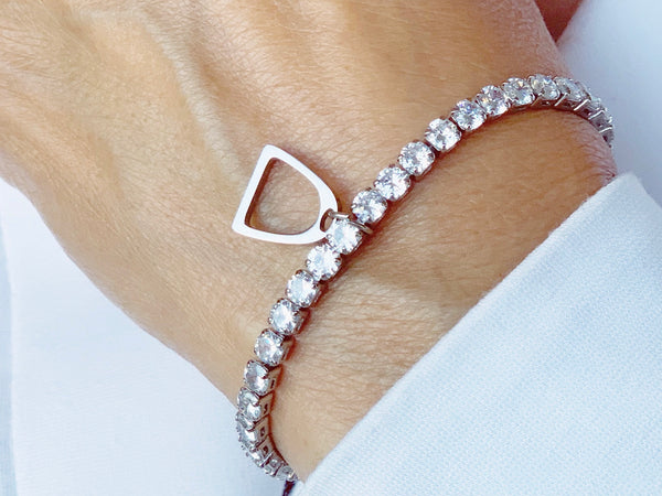 Stirrup Crystal Charm Bracelet G1107 | Ideana